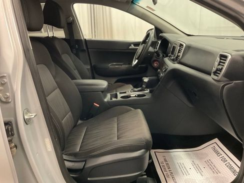 Used 2017 Kia Sportage LX AWD/4WD image 29