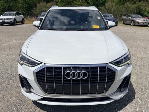 Used 2022 Audi Q3 2.0T Premium Plus AWD/4WD image 2