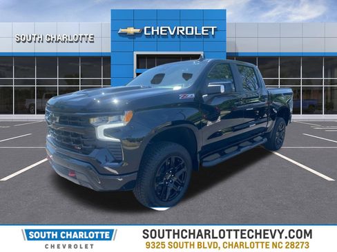 Used 2025 Chevrolet Silverado 1500 LT Trail Boss w/ Convenience Package II AWD/4WD image 1
