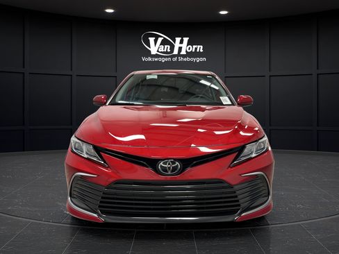 Used 2023 Toyota Camry LE FWD image 2