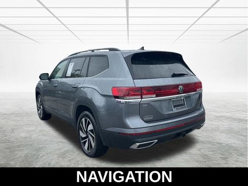Used 2024 Volkswagen Atlas SE image 7
