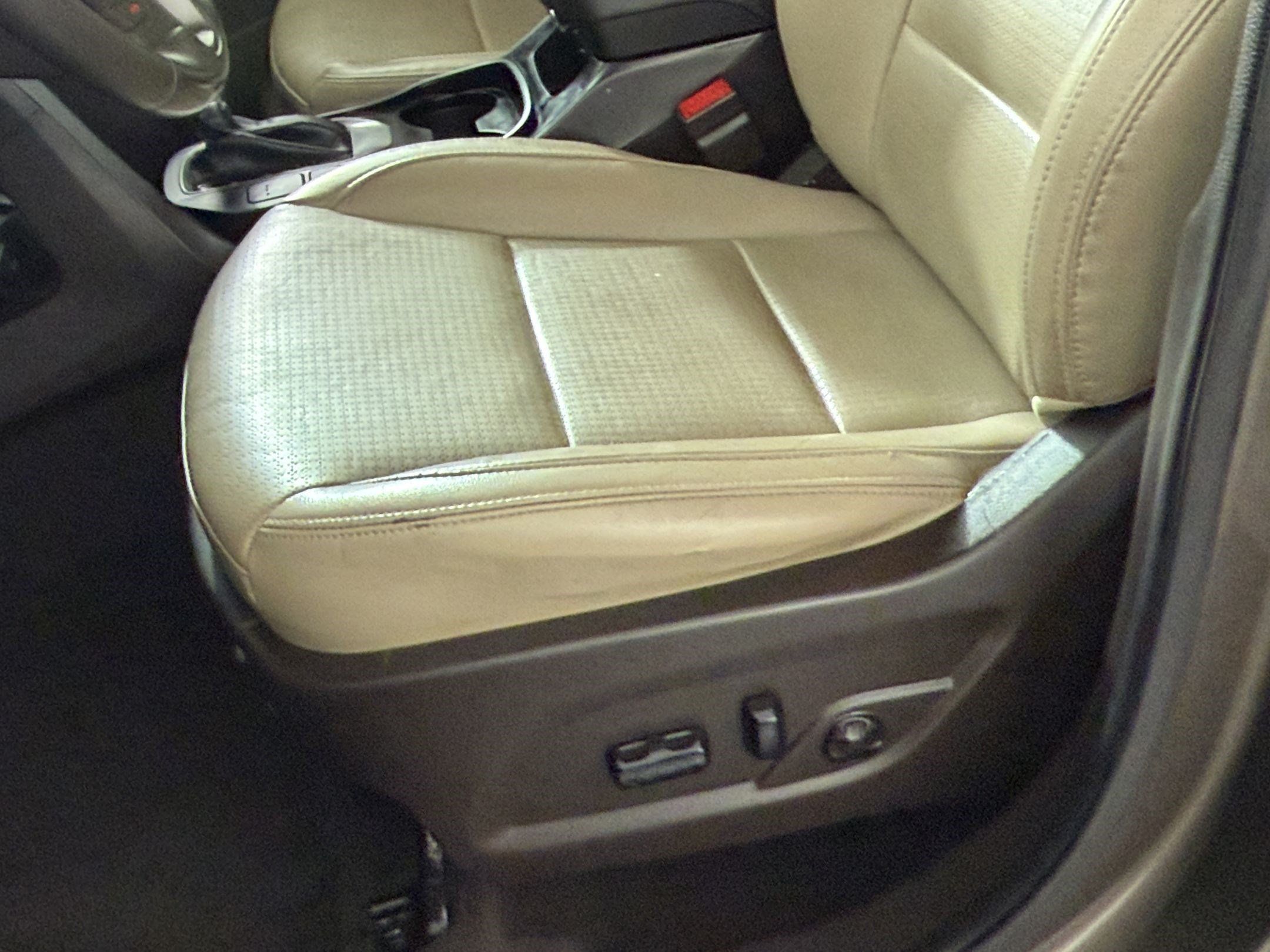 Used 2014 Hyundai Santa Fe Sport 2.0T w/ Navigation Package 06 AWD/4WD image 15
