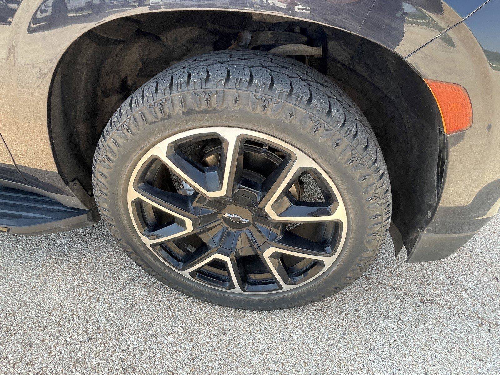 Used 2023 Chevrolet Tahoe RST w/ Luxury Package RWD image 35