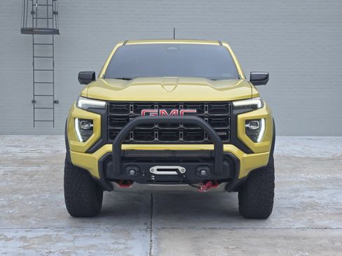 Used 2023 GMC Canyon AT4X w/ Edition 1 AWD/4WD image 3
