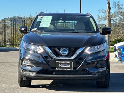 Used 2020 Nissan Rogue Sport SV image 8