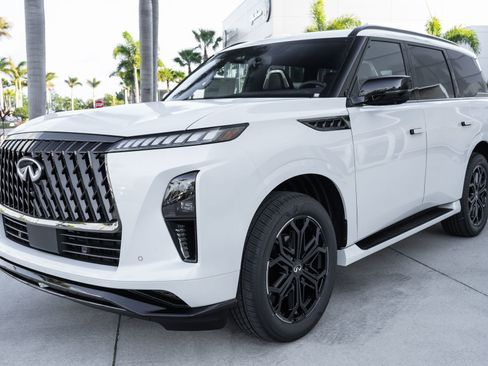 New 2026 INFINITI QX80 4WD image 5