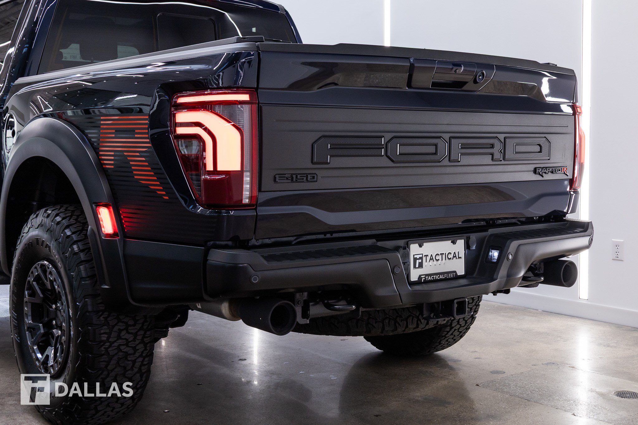 Used 2026 Ford F150 Raptor w/ Equipment Group 803A Raptor R AWD/4WD image 9