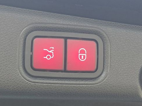 Used 2021 Mercedes-Benz E 53 AMG 4MATIC Sedan image 9