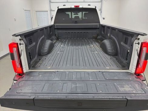 Used 2024 Ford F250 Platinum AWD/4WD image 36