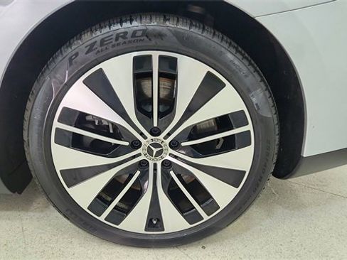 Used 2023 Mercedes-Benz EQE 500 4MATIC Sedan w/ Digital Light Package image 60