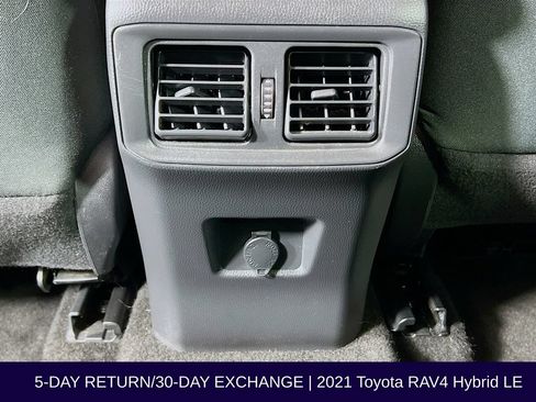 Used 2021 Toyota RAV4 LE AWD/4WD image 28