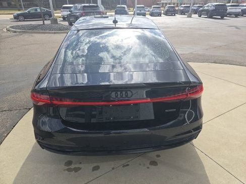 Used 2021 Audi A7 e Prestige w/ Prestige Package image 13