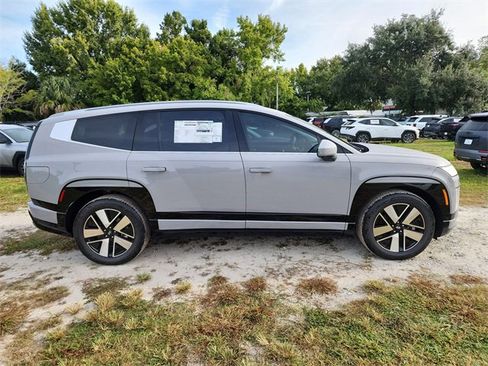 New 2026 Hyundai Ioniq 9 SEL image 2