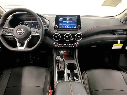 New 2025 Nissan Sentra SR w/ SR Premium Package FWD image 12