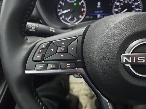 Used 2025 Nissan Sentra SV w/ All-Weather Package image 19