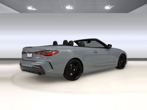 Used 2023 BMW 430i Convertible w/ M Sport Package image 7