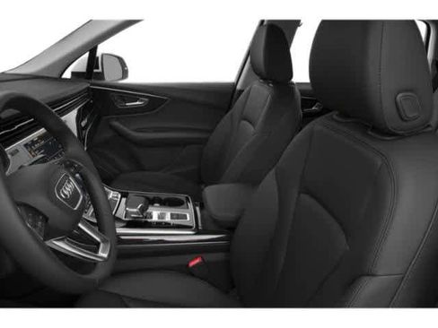 Used 2023 Audi Q7 3.0T Premium Plus w/ Premium Plus Package AWD/4WD image 9