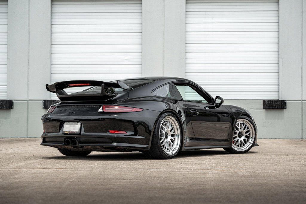 Used 2014 Porsche 911 GT3 RWD image 3
