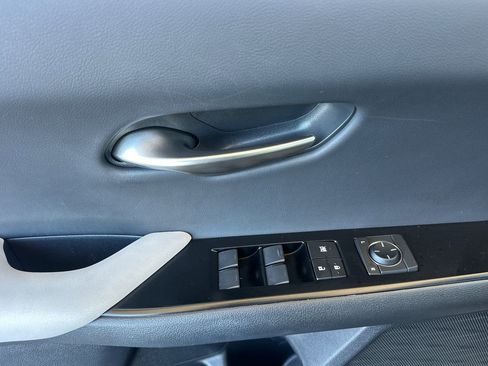 Used 2024 Lexus UX 250h F Sport image 11