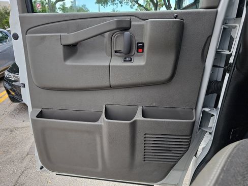 Used 2024 GMC Savana 2500 w/ Driver Convenience Package RWD image 23