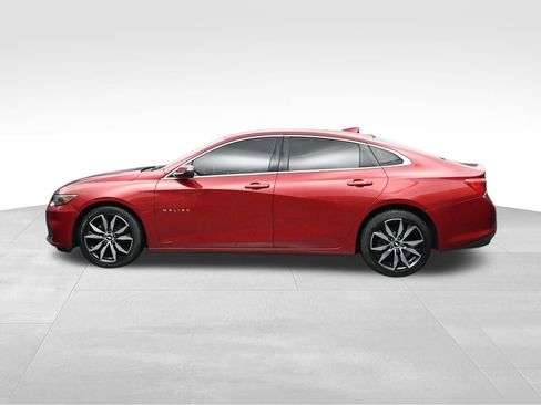 Used 2016 Chevrolet Malibu LT w/ Leather Package FWD image 2