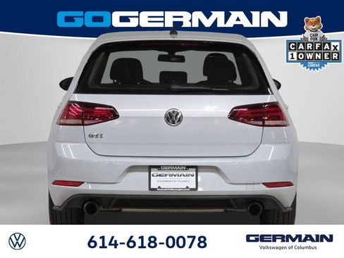 Used 2018 Volkswagen GTI SE FWD image 11