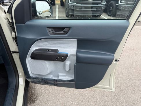 New 2025 Ford Maverick XLT w/ XLT Luxury Package image 17