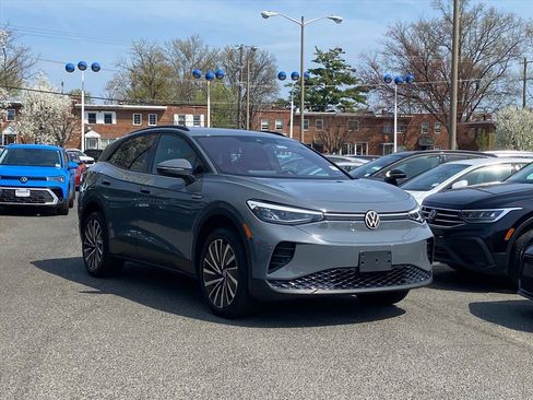 Used 2025 Volkswagen ID.4 Pro image 1