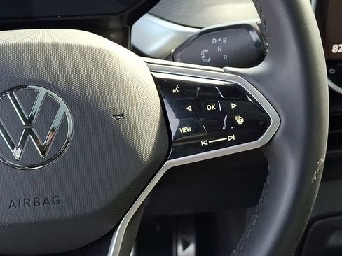 Used 2025 Volkswagen ID. Buzz Pro S Plus image 30