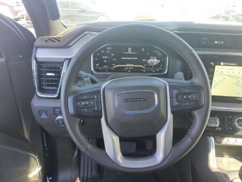 Used 2025 GMC Sierra 1500 Denali w/ Denali Reserve Package AWD/4WD image 4