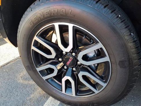 Certified 2023 GMC Yukon AT4 w/ AT4 Premium Package image 6