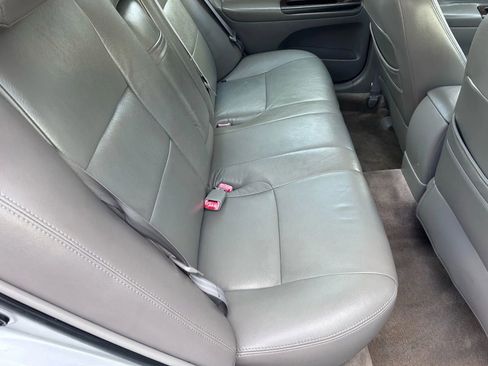 Used 2005 Toyota Camry LE image 26