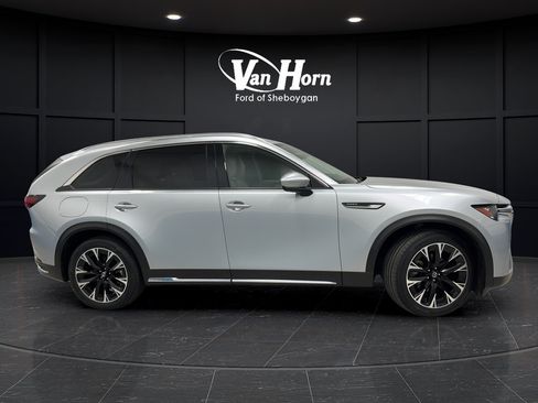 Used 2024 MAZDA CX-90 Plug-In Hybrid w/ Premium Pkg AWD/4WD image 8