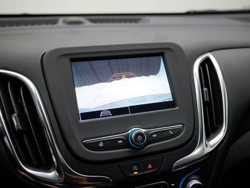 Used 2024 Chevrolet Equinox LT AWD/4WD image 29