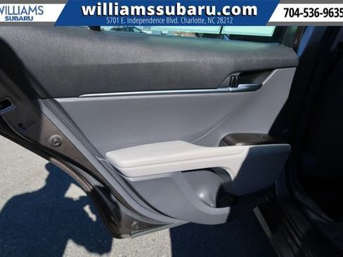 Used 2021 Toyota Camry LE image 32