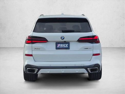 Used 2024 BMW X5 sDrive40i w/ M Sport Package RWD image 7