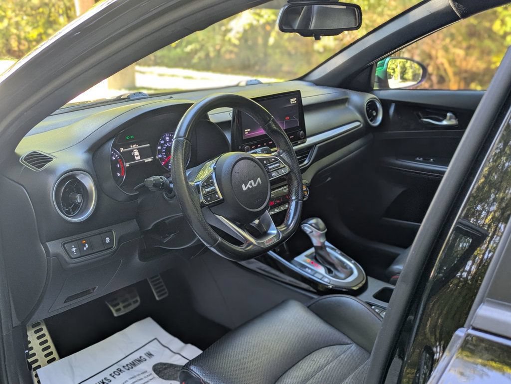 Used 2022 Kia Forte GT FWD image 14