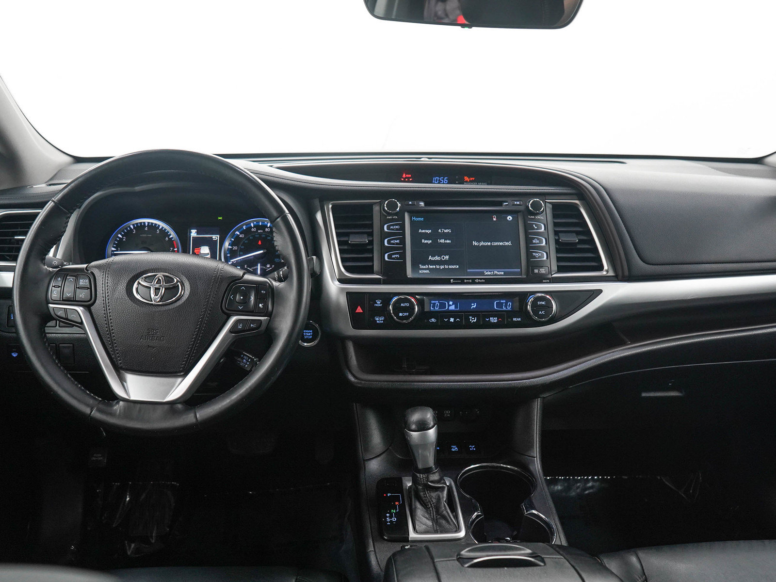 Used 2018 Toyota Highlander XLE AWD/4WD image 17