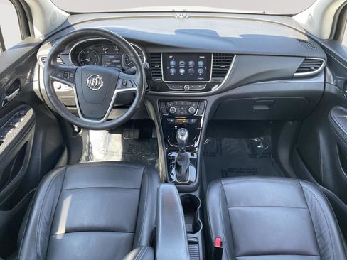 Used 2020 Buick Encore Essence AWD/4WD image 28