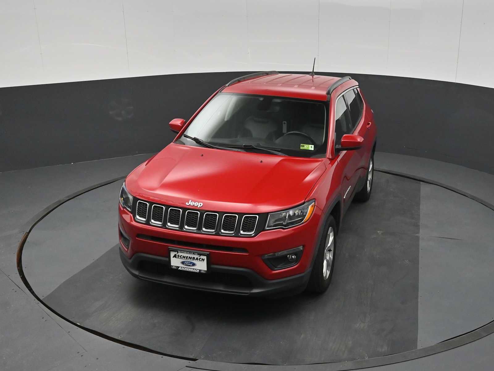 Used 2019 Jeep Compass Latitude w/ Popular Equipment Group AWD/4WD image 16