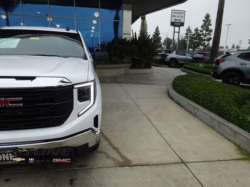 New 2026 GMC Sierra 1500 Pro w/ Pro Value Package image 25