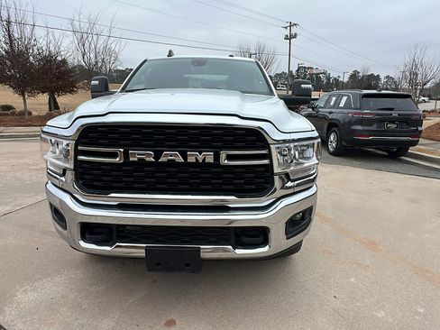 Used 2024 RAM 2500 Big Horn w/ Bed Utility Group image 3