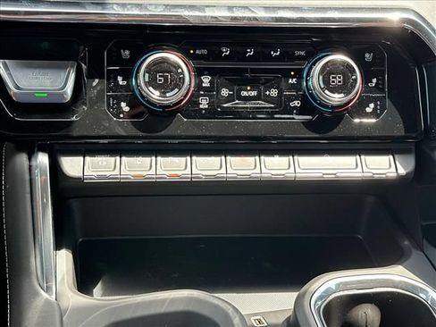 New 2026 GMC Sierra 2500 Denali Ultimate AWD/4WD image 36
