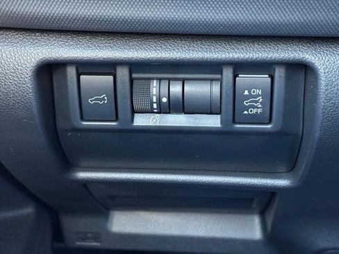 Used 2025 Subaru Forester Touring image 17