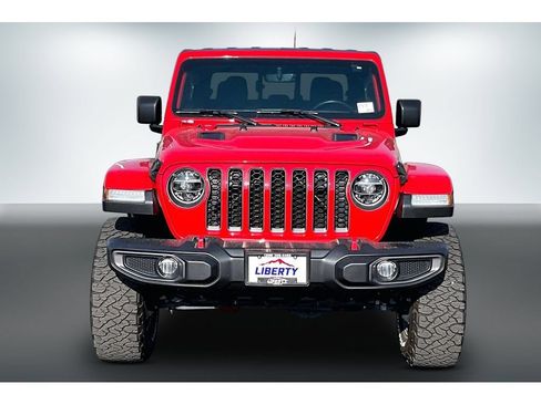 Used 2021 Jeep Gladiator Rubicon AWD/4WD image 2