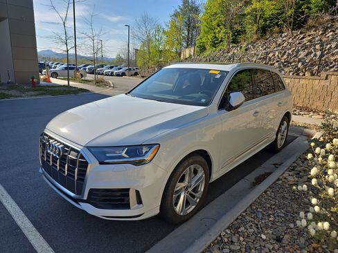 Used 2022 Audi Q7 3.0T Prestige w/ Prestige Package image 1