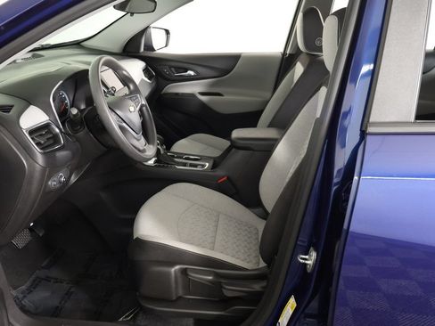 Used 2023 Chevrolet Equinox LS w/ Driver Confidence II Package AWD/4WD image 28