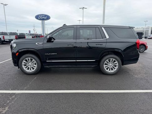Used 2023 GMC Yukon SLT AWD/4WD image 8