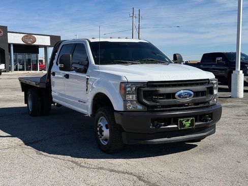 Used 2022 Ford F350 XL w/ Power Equipment Group image 3
