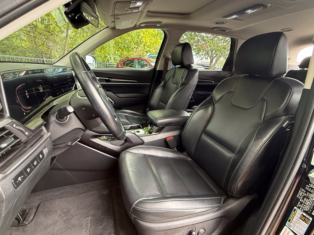 Used 2025 Kia Telluride S AWD/4WD image 23